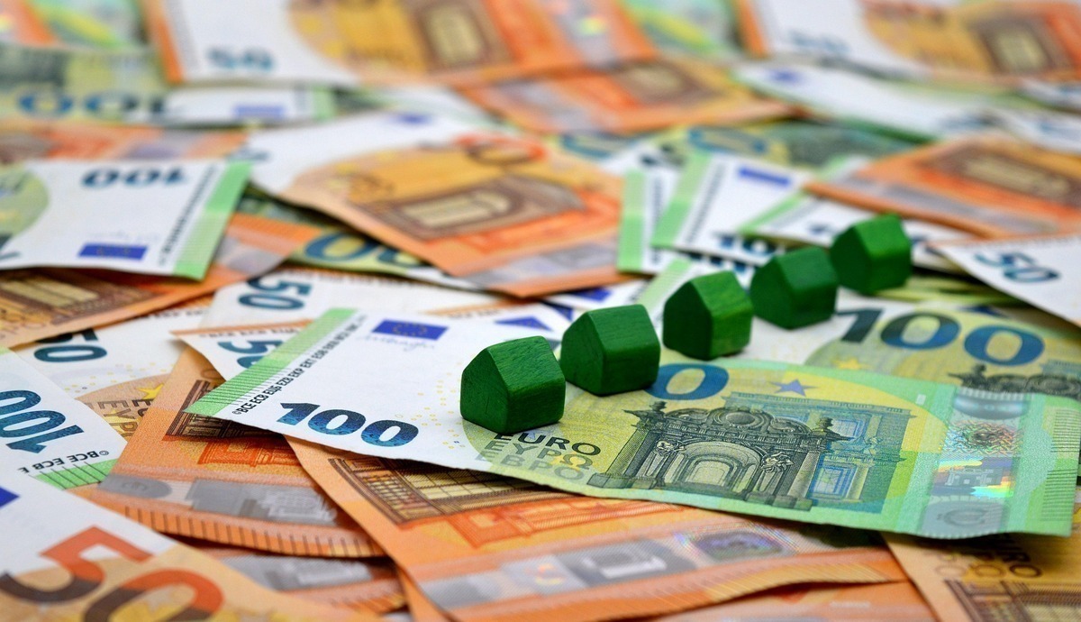 Finanzierung & Förderung in Koblenz: KfW-Förderung, Wohnbauförderung im Bundesland, Zinsentwicklung und Bankenvergleich. Alles Wichtige zur Immobilienfinanzierung im Überblick.