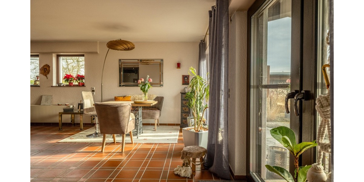 Wohnzimmer mit Terrassenzugang